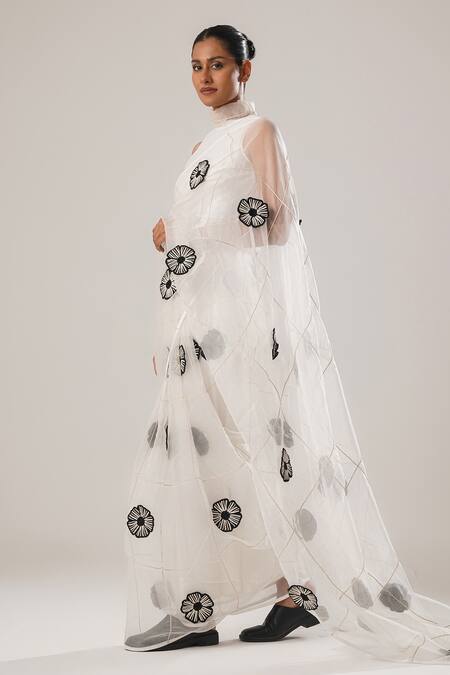 Buy Atbw White Silk Organza Embroidery Flower Detailed Saree Online at Aza Fashions Buy_Atbw_White Silk Organza Embroidery Flower Detailed Saree _Online_at_Aza_Fashions