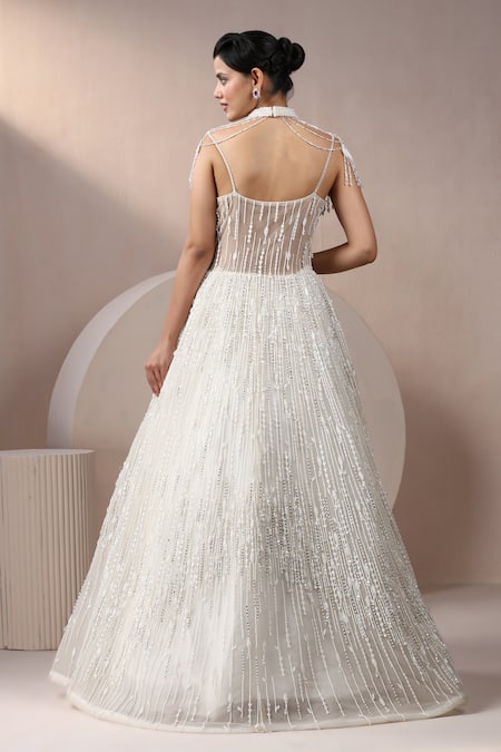 Chaashni By Maansi And Ketan Embellished Sweetheart Neck Gown With Cape 