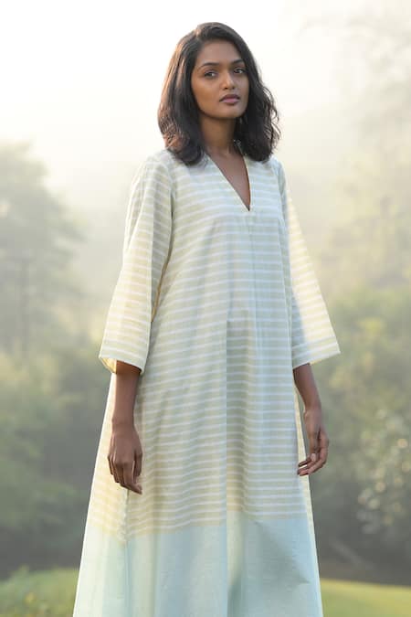 Mantra Kerala Handloom Stripe Pattern Dress 