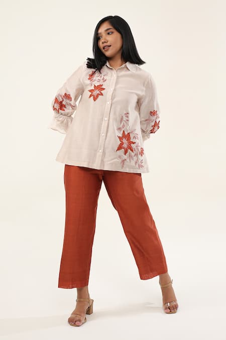 ORIGANI Off White Chanderi Silk Lining Cotton Blossom Applique Shirt With Pant 