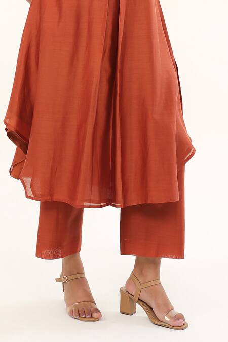 Buy Origani Orange Chanderi Silk, Cotton Bloom Garden Applique Asymmetric Kurta With Pant Online at Aza Fashions Buy_Origani_Orange Chanderi Silk, Cotton Bloom Garden Applique Asymmetric Kurta With Pant _Online_at_Aza_Fashions