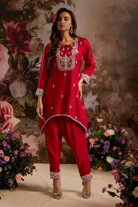 Saniya Sharma_Red Silk, Crepe Beads, Sequins, Embroidery Floral Yoke Kurta And Tulip Pant Set _Online_at_Aza_Fashions