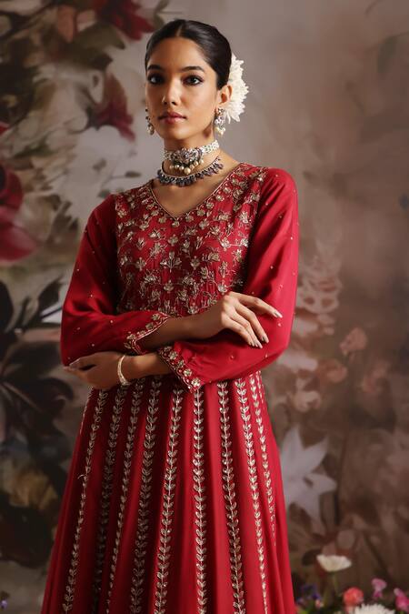 Saniya Sharma Red Silk, Net, Georgette Embroidery, Sequins, Floral Embellished Anarkali Set at Aza Fashions Saniya Sharma_Red Silk, Net, Georgette Embroidery, Sequins, Floral Embellished Anarkali Set _at_Aza_Fashions