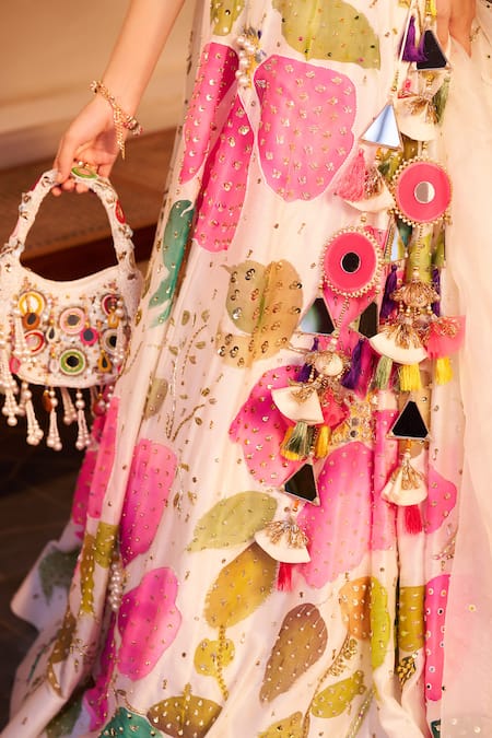 Buy Swish By Dolcy And Simran Ivory Chanderi, Linen Sequins, Beads Plunge Naina Handpainted Floral Lehenga Set Online at Aza Fashions Buy_Swish By Dolcy And Simran_Ivory Chanderi, Linen Sequins, Beads Plunge Naina Handpainted Floral Lehenga Set _Online_at_Aza_Fashions