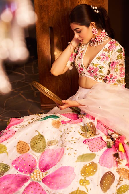 Shop Swish By Dolcy And Simran Ivory Chanderi, Linen Sequins, Beads Plunge Naina Handpainted Floral Lehenga Set Online at Aza Fashions Shop_Swish By Dolcy And Simran_Ivory Chanderi, Linen Sequins, Beads Plunge Naina Handpainted Floral Lehenga Set _Online_at_Aza_Fashions