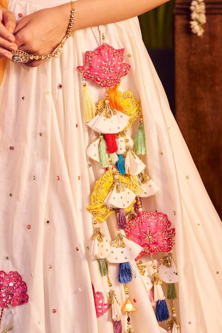 Shop Swish By Dolcy And Simran Ivory Chanderi, Kota Doria Sequins, Beads, Tamannah Floral Lehenga Set Online at Aza Fashions Shop_Swish By Dolcy And Simran_Ivory Chanderi, Kota Doria Sequins, Beads, Tamannah Floral Lehenga Set _Online_at_Aza_Fashions