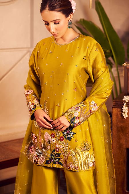 Swish By Dolcy And Simran Green Chanderi, Kota Doria Sequins, Beads, Priya Nature Kurta Flared Pant Set Online at Aza Fashions Swish By Dolcy And Simran_Green Chanderi, Kota Doria Sequins, Beads, Priya Nature Kurta Flared Pant Set _Online_at_Aza_Fashions