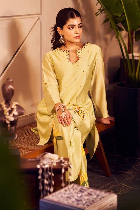 Shop Swish By Dolcy And Simran Yellow Chanderi, Linen Sequins, Beads Lali Floral Handpainted Kurta With Pant Online at Aza Fashions Shop_Swish By Dolcy And Simran_Yellow Chanderi, Linen Sequins, Beads Lali Floral Handpainted Kurta With Pant _Online_at_Aza_Fashions