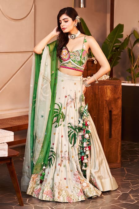 Swish By Dolcy And Simran Green Kora Organza Embellishment Flora And Mumtaaz & Embroidered Lehenga Set 