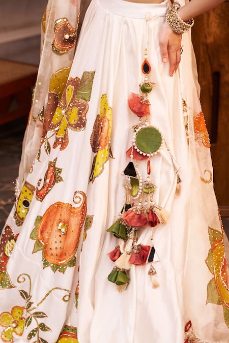 Buy Swish By Dolcy And Simran Ivory Chanderi Sequins, Tassels, Shehnaaz Floral Cutdana Embroidered Lehenga Set Online at Aza Fashions Buy_Swish By Dolcy And Simran_Ivory Chanderi Sequins, Tassels, Shehnaaz Floral Cutdana Embroidered Lehenga Set _Online_at_Aza_Fashions