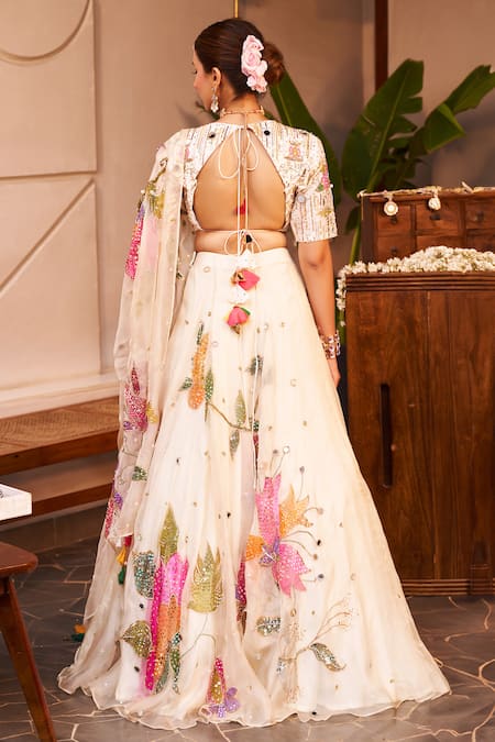 Swish By Dolcy And Simran Maya Floral Hand Painted Lehenga Set 