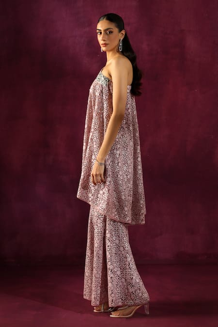 Buy Twenty Nine Pink Mirror Neckline Embellished Cape Online at Aza Fashions Buy_Twenty Nine_Pink Mirror Neckline Embellished Cape _Online_at_Aza_Fashions