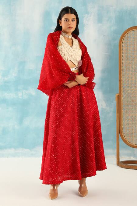 Twenty Nine Red Raidaana Bandhani Woven Cape Online at Aza Fashions Twenty Nine_Red Raidaana Bandhani Woven Cape _Online_at_Aza_Fashions