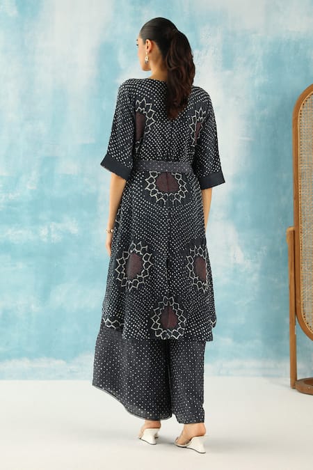 Shop Twenty Nine Grey Silk Embroidery Boat Neck Bandhani Woven Kaftan Tunic at Aza Fashions Shop_Twenty Nine_Grey Silk Embroidery Boat Neck Bandhani Woven Kaftan Tunic _at_Aza_Fashions