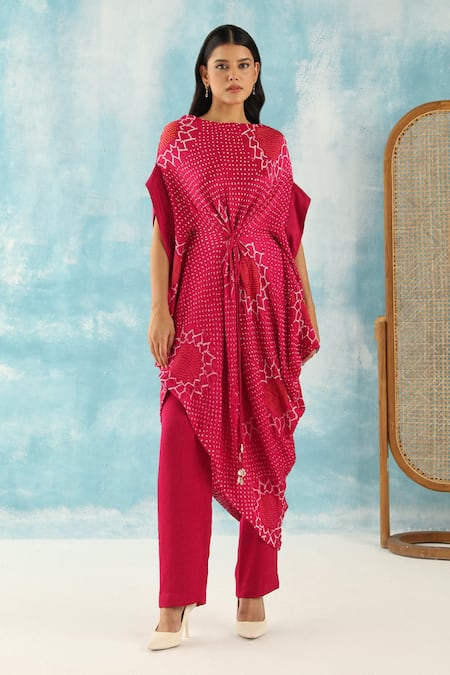 Twenty Nine Pink Silk Embroidery Boat Neck Bandhani Woven Kaftan Dress With Belt Online at Aza Fashions Twenty Nine_Pink Silk Embroidery Boat Neck Bandhani Woven Kaftan Dress With Belt _Online_at_Aza_Fashions