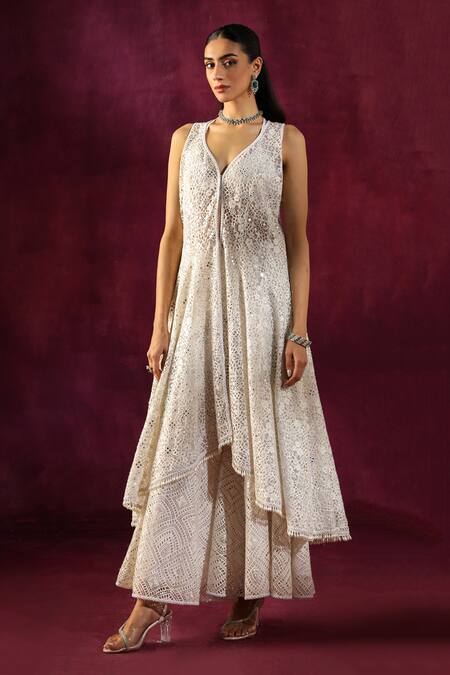 Twenty Nine White Lace Embroidery, Mirrors V-neck Floral Work Sherwani Jacket Online at Aza Fashions Twenty Nine_White Lace Embroidery, Mirrors V-neck Floral Work Sherwani Jacket _Online_at_Aza_Fashions