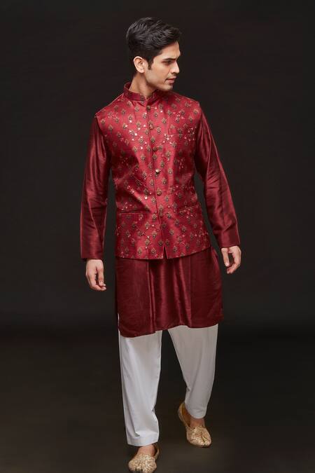 Sven Suits Floral Motif Silk Bundi Kurta Set 