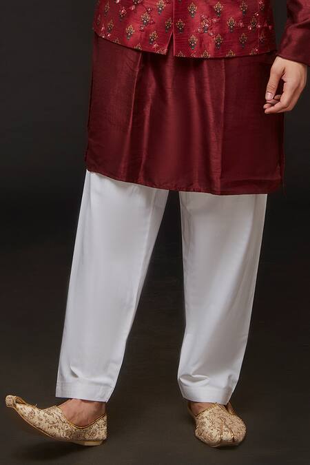 Buy Sven Suits Red Silk Embroidery Floral Motif Bundi Kurta Set Online at Aza Fashions Buy_Sven Suits_Red Silk Embroidery Floral Motif Bundi Kurta Set _Online_at_Aza_Fashions