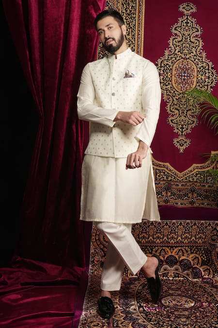 Sven Suits_Cream Faux Leather Embroidery Miniature Butti Print Bundi Kurta Set _at_Aza_Fashions