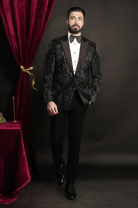 Sven suits Geometric Embellished Tuxedo Set 