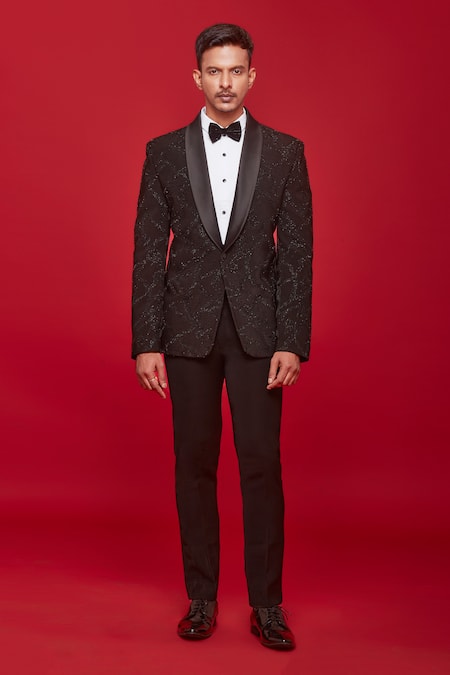 Sven suits Wavy Checkered Embroidered Tuxedo Set 