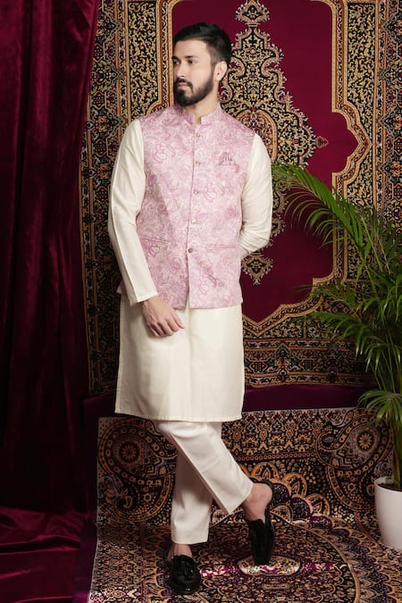 Sven suits Paisley Jaal Print Bundi & Kurta Set 