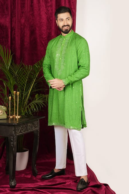 Sven Suits Green Faux Leather, Cotton Mirrors Geometric Embroidered Kurta Set Online at Aza Fashions Sven Suits_Green Faux Leather, Cotton Mirrors Geometric Embroidered Kurta Set _Online_at_Aza_Fashions