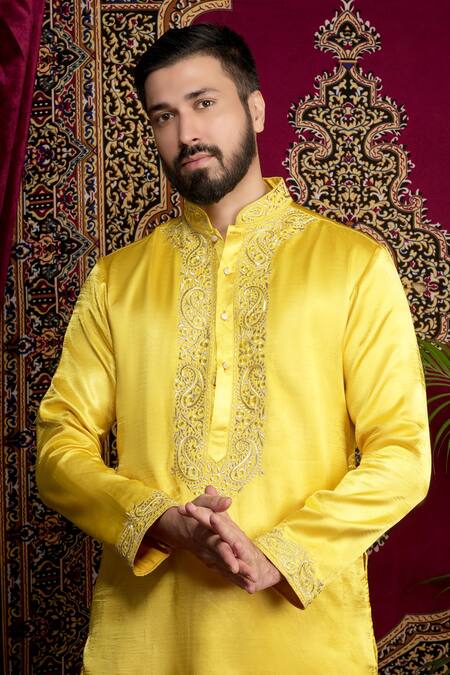 Shop Sven Suits Yellow Faux Leather Embroidery Paisley Thread Kurta Set Shop_Sven Suits_Yellow Faux Leather Embroidery Paisley Thread Kurta Set
