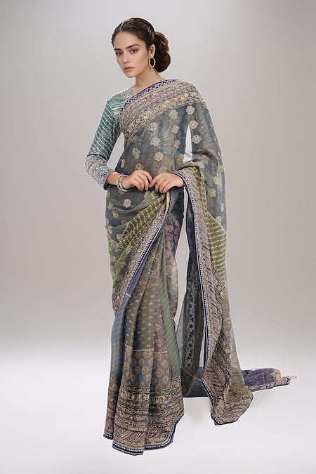 Tarun Tahiliani Floral Embroidered Saree With Blouse 