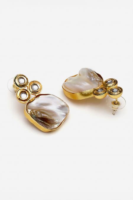 Buy Dugran By Dugristyle Grey Lace, Diamonds Chhatri Kundan Drop Earrings Online at Aza Fashions Buy_Dugran By Dugristyle_Grey Lace, Diamonds Chhatri Kundan Drop Earrings _Online_at_Aza_Fashions