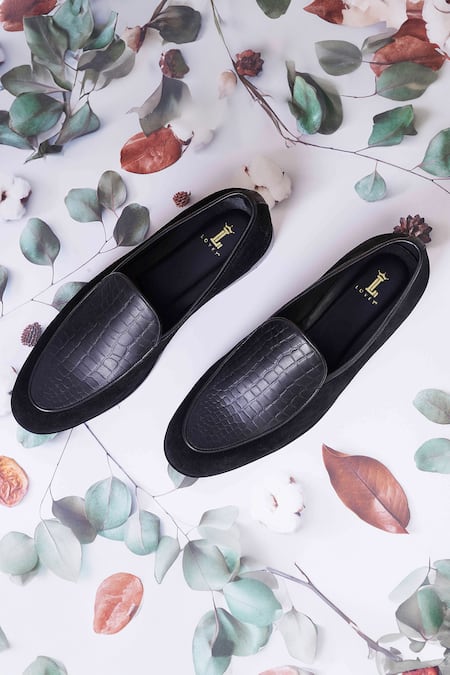 Shop_Lovey_Black Harley Crocodile Skin Textured Shoes _at_Aza_Fashions