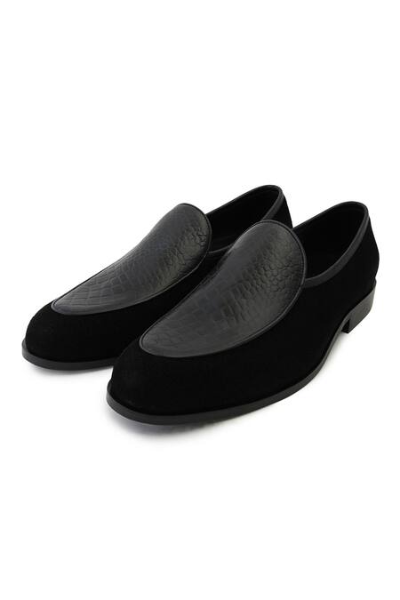 Shop_Lovey_Black Harley Crocodile Skin Textured Shoes 