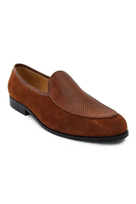 Lovey Brown Harley Croc Skin Textured Shoes Online at Aza Fashions Lovey_Brown Harley Croc Skin Textured Shoes _Online_at_Aza_Fashions