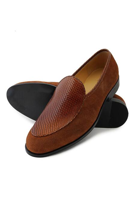 Shop Lovey Brown Harley Croc Skin Textured Shoes Shop_Lovey_Brown Harley Croc Skin Textured Shoes