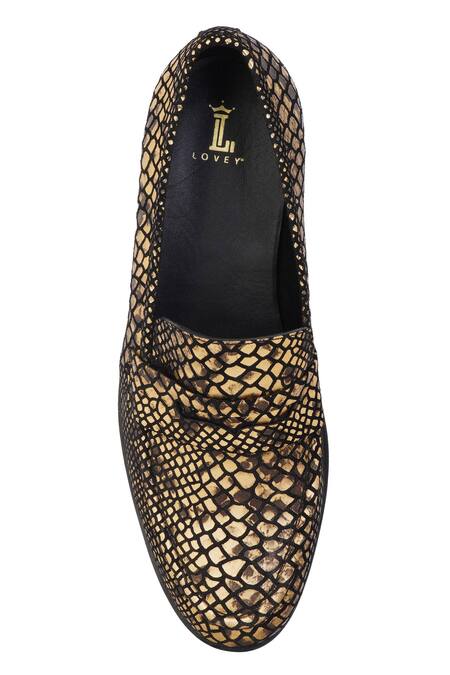 Buy_Lovey_Gold Oscar Croc Skin Design Shoes 