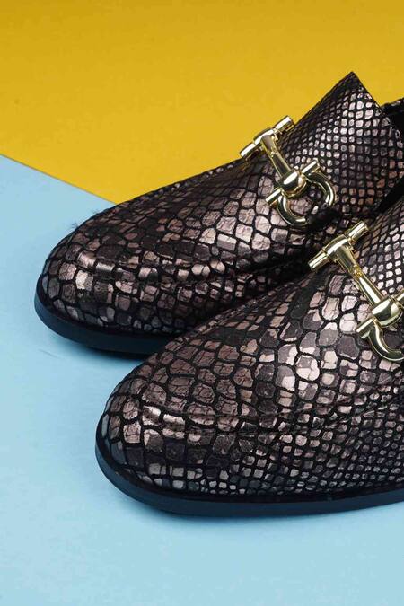 Lovey_Brown Oscar Crocodile Skin Design Shoes _Online_at_Aza_Fashions