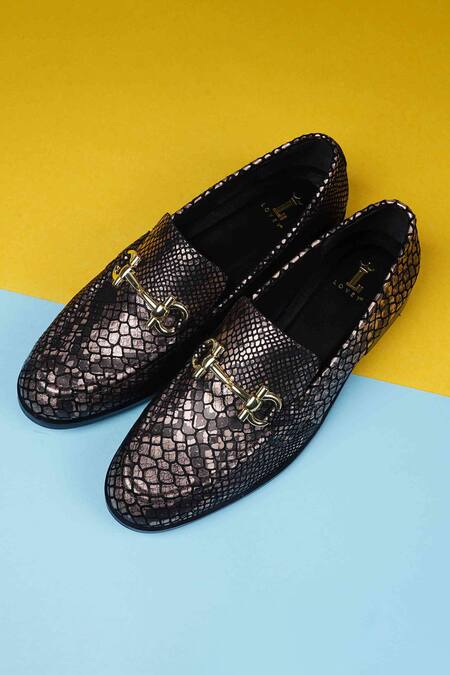 Buy_Lovey_Brown Oscar Crocodile Skin Design Shoes _Online_at_Aza_Fashions