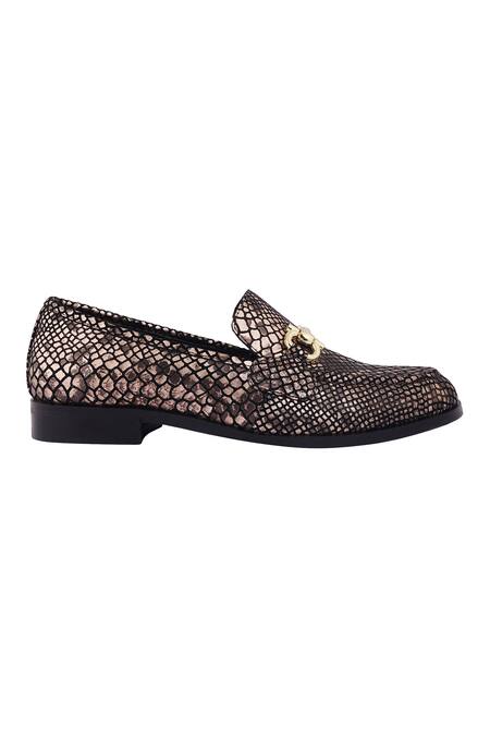 Buy_Lovey_Brown Oscar Crocodile Skin Design Shoes 
