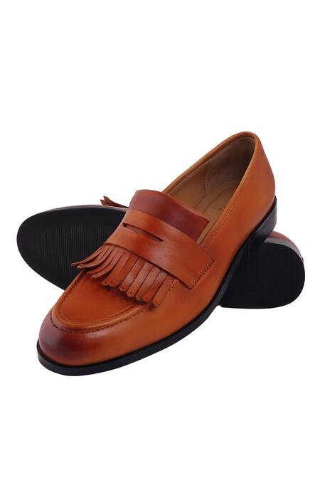 Buy_Lovey_Brown Pablo Fringe Embellished Shoes 