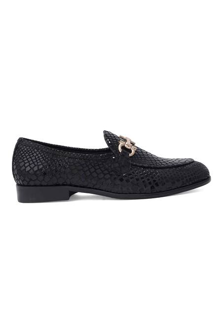 Buy_Lovey_Brown Shane Textured Pattern Shoes _Online_at_Aza_Fashions