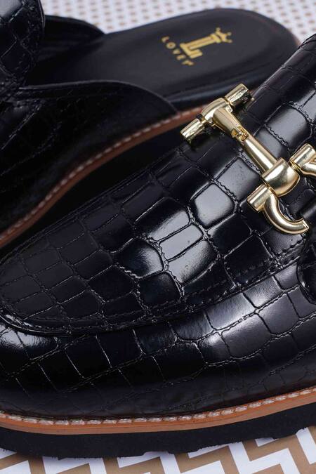 Buy_Lovey_Black Daniel Textured Pattern Mules _Online_at_Aza_Fashions