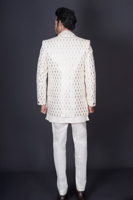 Shop Archana Kochhar Ivory Georgette, Silk, Cotton Gota Patti, Embroidered Kurta Set With Jacket at Aza Fashions Shop_Archana Kochhar_Ivory Georgette, Silk, Cotton Gota Patti, Embroidered Kurta Set With Jacket _at_Aza_Fashions