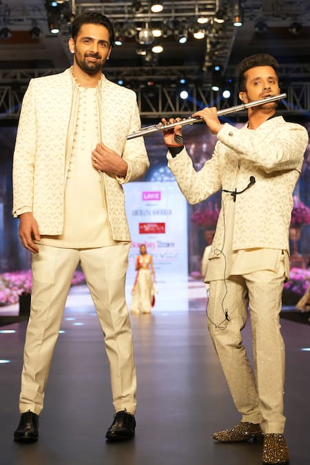 Archana Kochhar Ivory Georgette, Cotton, Silk Embroidery, Gota Patti, Mirrors, Hand Kurta Set at Aza Fashions Archana Kochhar_Ivory Georgette, Cotton, Silk Embroidery, Gota Patti, Mirrors, Hand Kurta Set _at_Aza_Fashions