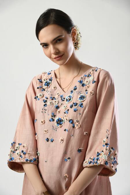 Buy_5cross Ajit Kumar_Rose Gold Chanderi, Cotton Satin, Floral Blossom Dori Embroidered Kurta Pant Set _Online_at_Aza_Fashions