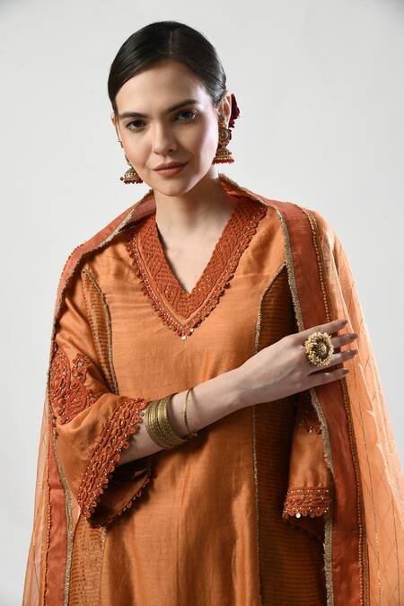 Buy_5cross Ajit Kumar_Brown Chanderi, Cotton Satin, Organza Sequins, Placed Dori Kurta Pant Set _Online_at_Aza_Fashions