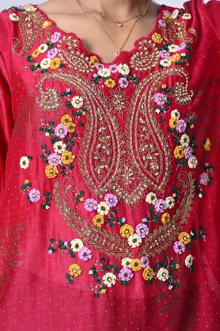 Buy_5cross Ajit Kumar_Pink Chanderi, Cotton Satin, Silk Organza Paisley Floral Kurta And Pant Set _Online_at_Aza_Fashions