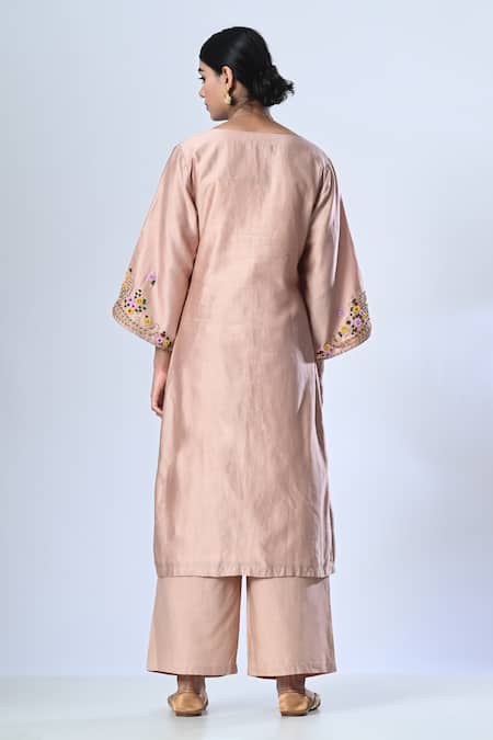 5cross Ajit Kumar Ditsy Floret Embroidered Kurta Palazzo Set 