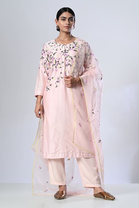 5cross Ajit Kumar Pink Chanderi Kurta Embroidery Flower Vine Round Neck Pant Set 