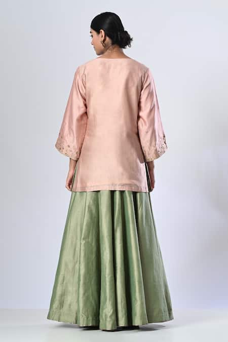 5cross Ajit Kumar Floral Embroidered Kurta & Contrast Lehenga Set 