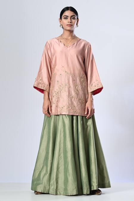 5cross Ajit Kumar_Pink Chanderi, Tissue Embroidery V-neck Floral Kurta And Contrast Lehenga Set _Online_at_Aza_Fashions
